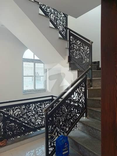 Brand new Upper Portion Tile flooring is available for Rent.