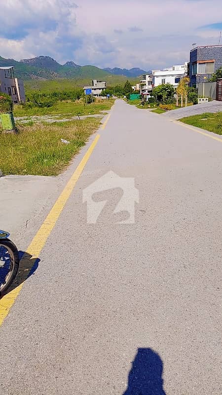 7 7
