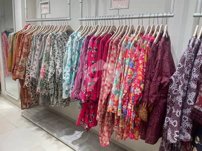 جی ٹی روڈ اسلام آباد میں 1 مرلہ Studio دکان 2.0 کروڑ میں برائے فروخت۔