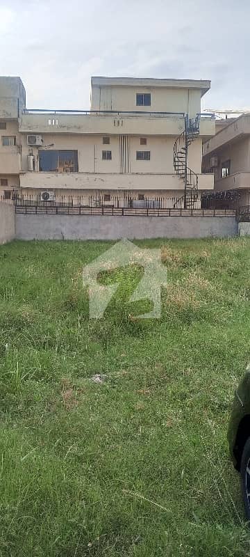 16 Marla plot for sale prime location 16 Marla plot for sale prime location