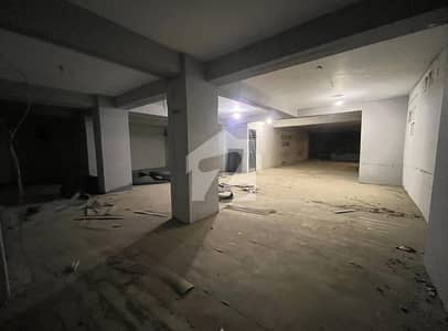 400 Square Yard Basement For Rent In Nazimabad Main 320 Feet Near To Liaqat National Hospital