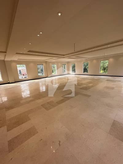 6000 Sq Ft Commercial Hall Is Available FOR 6000 Sq Ft Commercial Hall Is Available FOR