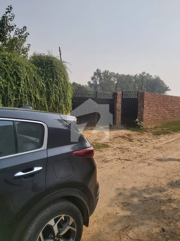 بیدیاں روڈ لاہور میں 8 کنال رہائشی پلاٹ 6.4 کروڑ میں برائے فروخت۔ بیدیاں روڈ لاہور میں 8 کنال رہائشی پلاٹ 6.4 کروڑ میں برائے فروخت۔