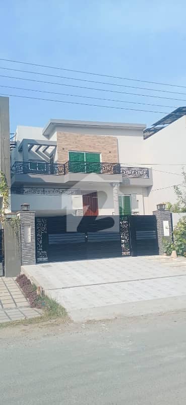 10 Marla Full House For Sale In Formanites Housing Society, Near DHA Phase-5 Lahore