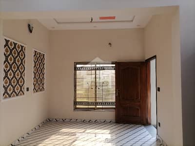 تاج باغ سکیم لاہور میں 3 مرلہ مکان 1.3 کروڑ میں برائے فروخت۔
