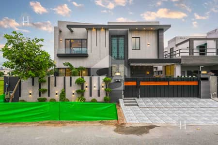1 Kanal Modern House With Hot Location For Sale In DHA Phase 6 Lahore