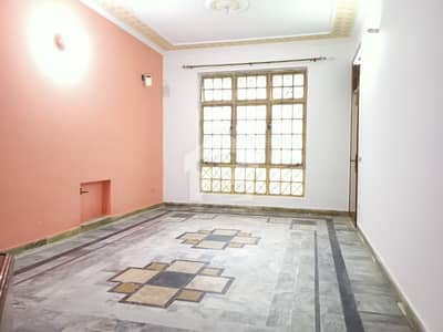 10 Marla Lower Portion Available For Rent in Mustafa Town