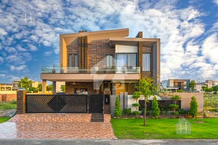 1 Kanal Modern Design Fully Furnished House For Sale Prime Location in DHA PHASE 7