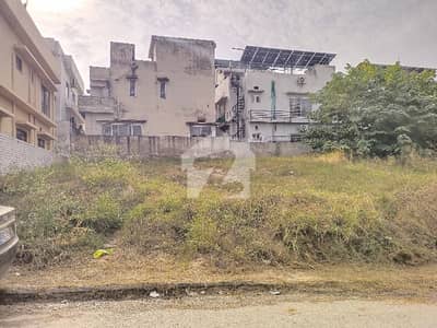 ڈی ایچ اے ڈیفینس فیز 2 ڈی ایچ اے ڈیفینس,اسلام آباد میں 10 مرلہ رہائشی پلاٹ 3.2 کروڑ میں برائے فروخت۔ ڈی ایچ اے ڈیفینس فیز 2 ڈی ایچ اے ڈیفینس,اسلام آباد میں 10 مرلہ رہائشی پلاٹ 3.2 کروڑ میں برائے فروخت۔