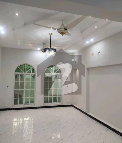 10 MARLA BRAND NEW LUXUARY UPPER PORTION FOR RENT IN JANIPER BLOCK BAHRIA TOWN LAHORE 10 MARLA BRAND NEW LUXUARY UPPER PORTION FOR RENT IN JANIPER BLOCK BAHRIA TOWN LAHORE