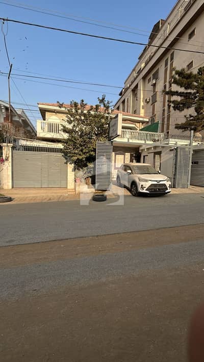 Independent House G+1 (500 Yards) Available For Salient Commercial Use