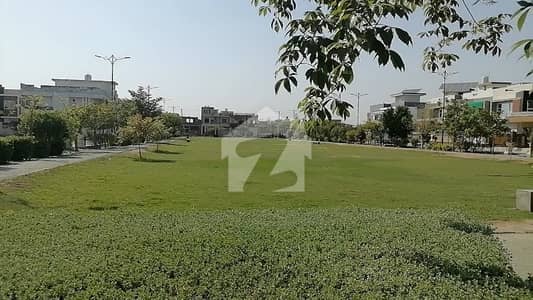 40 Marla Residential Plot B Block Main Boulevard Available For Sale 40 Marla Residential Plot B Block Main Boulevard Available For Sale