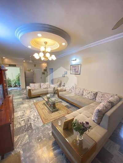 Apartment For Sale 2100 Square Feet