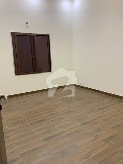 پی ای سی ایچ ایس بلاک 6 پی ای سی ایچ ایس,جمشید ٹاؤن,کراچی میں 4 کمروں کا 11 مرلہ زیریں پورشن 5.49 کروڑ میں برائے فروخت۔