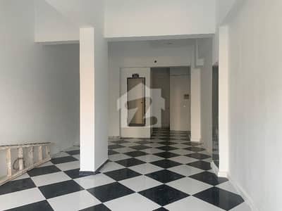 بخاری کمرشل ایریا ڈی ایچ اے فیز 6,ڈی ایچ اے ڈیفینس,کراچی میں 4 مرلہ دکان 3.75 لاکھ میں کرایہ پر دستیاب ہے۔