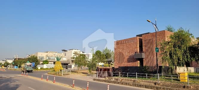 بحریہ انکلیو - سیکٹر ایم بحریہ انکلیو,بحریہ ٹاؤن,اسلام آباد میں 1 کنال رہائشی پلاٹ 2.45 کروڑ میں برائے فروخت۔ بحریہ انکلیو - سیکٹر ایم بحریہ انکلیو,بحریہ ٹاؤن,اسلام آباد میں 1 کنال رہائشی پلاٹ 2.45 کروڑ میں برائے فروخت۔