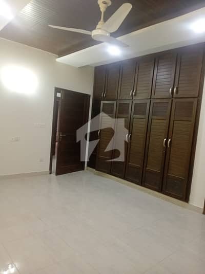 2 BEDROOM CORNER FLAT FOR SALE IN SWISS CENTER