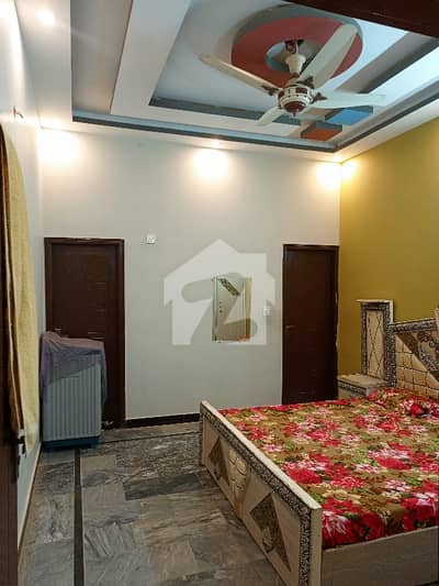 زینت آباد سکیم 33,کراچی میں 4 کمروں کا 5 مرلہ مکان 2.5 کروڑ میں برائے فروخت۔
