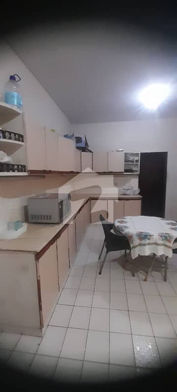 Elegant 500 Yard Bungalow Prime Location | Spacious & Modern Living Elegant 500 Yard Bungalow Prime Location | Spacious & Modern Living