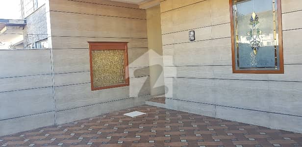 40X80 CORNER /70 FEET ROAD/ MARGALLA FACING HOUSE FOR SALE