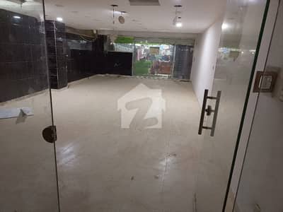 ڈی ۔ 12 اسلام آباد میں 3 مرلہ Studio دکان 5.8 کروڑ میں برائے فروخت۔