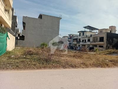 25X50 5.55 MARLA PLOT 1070 SERIES FOR SALE