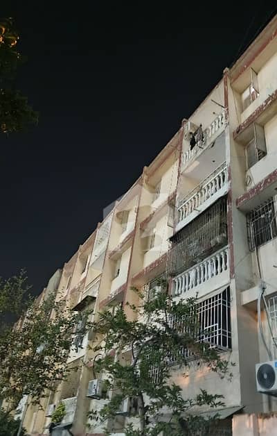 Flat Salima Square Boundary Wall Project Near Masqan Chorangi Vip Gulshan E Iqbal Block 7