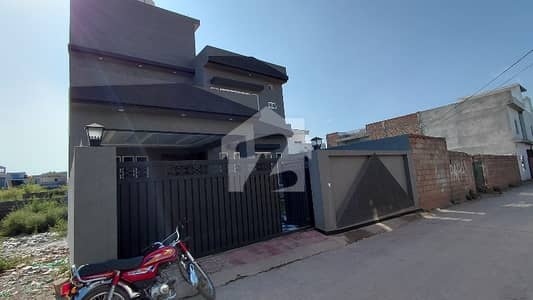بہارہ کھوہ اسلام آباد میں 6 کمروں کا 10 مرلہ مکان 2.45 کروڑ میں برائے فروخت۔ بہارہ کھوہ اسلام آباد میں 6 کمروں کا 10 مرلہ مکان 2.45 کروڑ میں برائے فروخت۔