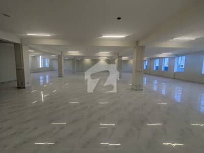 Space In A Professional Corporate Environment, Ideal For IT Companies, Software Houses, And Corporate Setups.