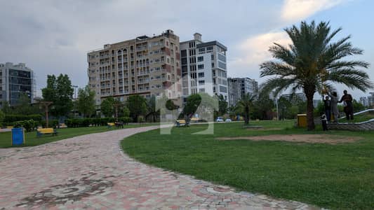 10 Marla Beautiful Penthouse For Sale