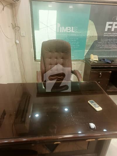 NEAR 26 STREET FURNISHED OFFICE FOR RENT MEZZANINE FLOOR 24/7 ACCESS