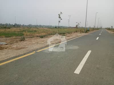 Ideal Top Location Direct Access To 150 Feet Wide Road 10 Marla Plot For Sale