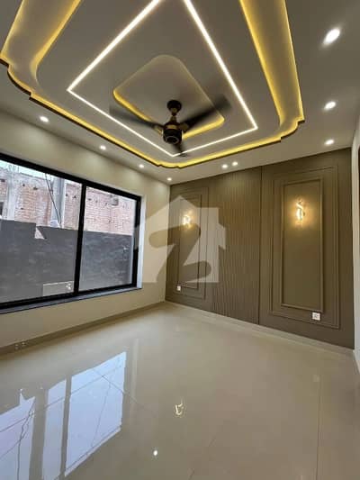 BEAUTIFUL HOUSE FOR RENT AVAILABLE