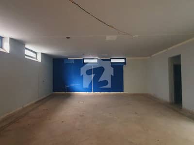 گلبرگ 3 گلبرگ,لاہور میں 4 مرلہ Studio دفتر 2.0 لاکھ میں کرایہ پر دستیاب ہے۔