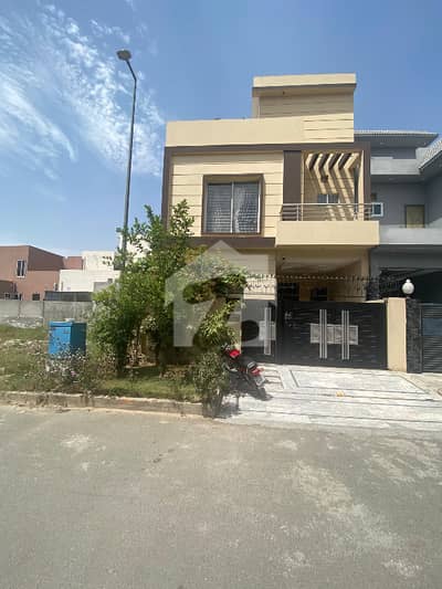 Low Budget 5 Marla House For Sale