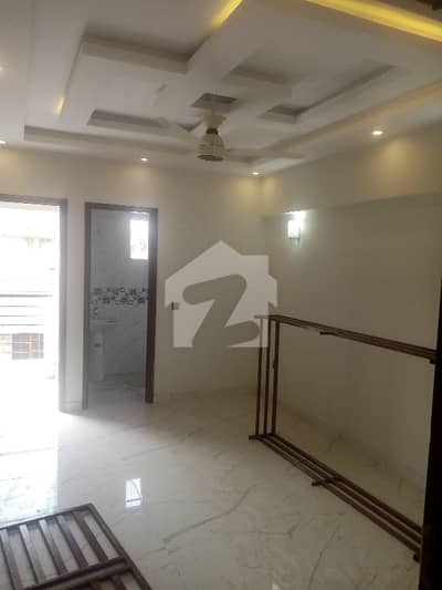 ڈی ایچ اے فیز 6 ڈی ایچ اے ڈیفینس,کراچی میں 3 کمروں کا 7 مرلہ فلیٹ 1.7 لاکھ میں کرایہ پر دستیاب ہے۔ ڈی ایچ اے فیز 6 ڈی ایچ اے ڈیفینس,کراچی میں 3 کمروں کا 7 مرلہ فلیٹ 1.7 لاکھ میں کرایہ پر دستیاب ہے۔