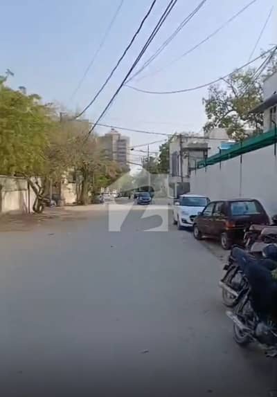 پی ای سی ایچ ایس بلاک 6 پی ای سی ایچ ایس,جمشید ٹاؤن,کراچی میں 2 کنال رہائشی پلاٹ 27.5 کروڑ میں برائے فروخت۔ پی ای سی ایچ ایس بلاک 6 پی ای سی ایچ ایس,جمشید ٹاؤن,کراچی میں 2 کنال رہائشی پلاٹ 27.5 کروڑ میں برائے فروخت۔