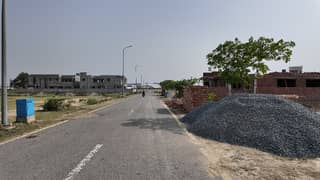 DHA Phase 8 1 Kanal Possession Plot At Investor Rate Prime Location For Sale