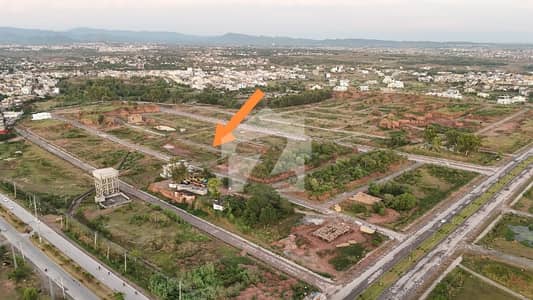 Good location 10 Marla Plot Available For Sale Good location 10 Marla Plot Available For Sale