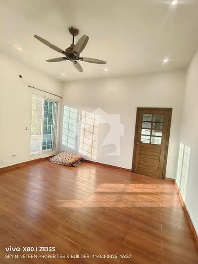 Exclusive Brand New 10 Marla House Available For Sale Exclusive Brand New 10 Marla House Available For Sale