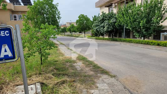 ڈی ایچ اے فیز 5 - سیکٹر اے ڈی ایچ اے ڈیفینس فیز 5,ڈی ایچ اے ڈیفینس,اسلام آباد میں 1 کنال رہائشی پلاٹ 3.75 کروڑ میں برائے فروخت۔ ڈی ایچ اے فیز 5 - سیکٹر اے ڈی ایچ اے ڈیفینس فیز 5,ڈی ایچ اے ڈیفینس,اسلام آباد میں 1 کنال رہائشی پلاٹ 3.75 کروڑ میں برائے فروخت۔