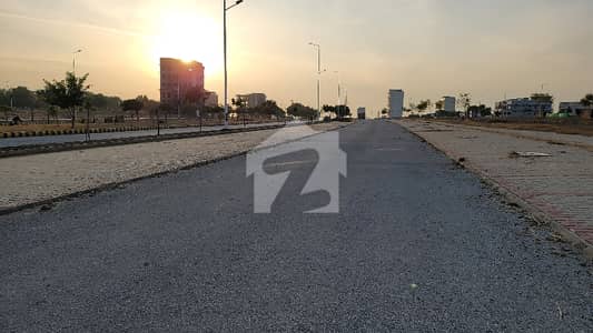 ڈی ایچ اے فیز 5 ۔ کمرشل زون سی 6 ڈی ایچ اے ڈیفینس فیز 5,ڈی ایچ اے ڈیفینس,اسلام آباد میں 16 مرلہ کمرشل پلاٹ 22.0 کروڑ میں برائے فروخت۔