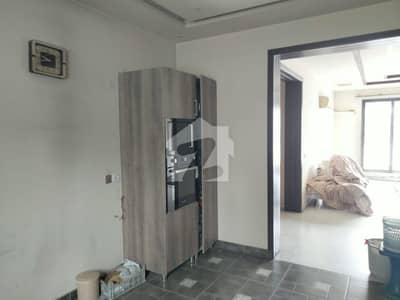 Model Town A Block 1 Kanal Lower Portion With Separate Gate Ideal Location Like Brand New House,-2 Bedrooms Drawing Dining Tv Launch Kitchen Store,Servant Quarter,