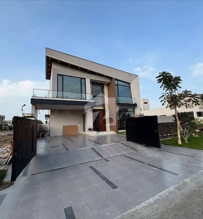 1 KANAL SUPER MODERN BRAND NEW HOUSE FOR SALE IN PHASE 7 DHA.