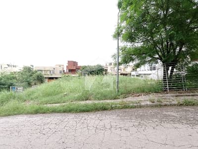20 Sector G DHA Phase 2 Corner & Extra Land Plot At 500 Lac