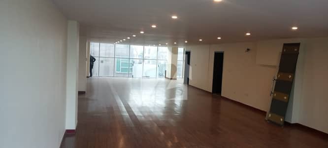 OFFICE AVAILABLE FOR RENT  MAIN TANZEEM   NEAR IDEAL BAKERY