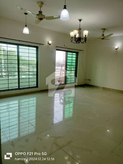 10 MARLA 3 BEDROOM FLAT AVAILBLE FOR RENT IN ASKARI 11 LAHORE 10 MARLA 3 BEDROOM FLAT AVAILBLE FOR RENT IN ASKARI 11 LAHORE