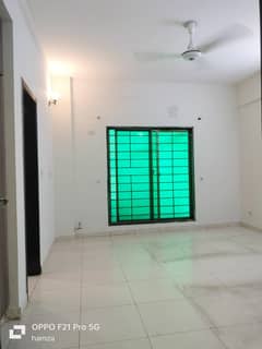 10 MARLA 3 BEDROOM FLAT AVAILBLE FOR SALE IN ASKARI 11 LAHORE