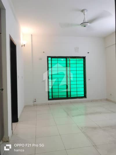 10 MARLA 3 BEDROOM FLAT AVAILBLE FOR SALE IN ASKARI 11 LAHORE 10 MARLA 3 BEDROOM FLAT AVAILBLE FOR SALE IN ASKARI 11 LAHORE