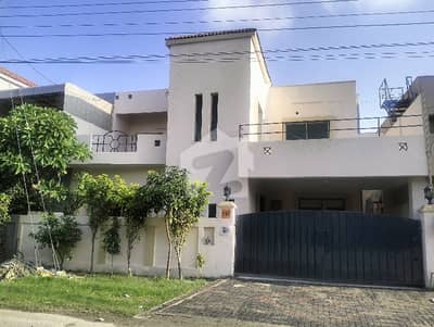 10 Marla 5Bed (2at Ground Floor) Tipu Design Near To Park